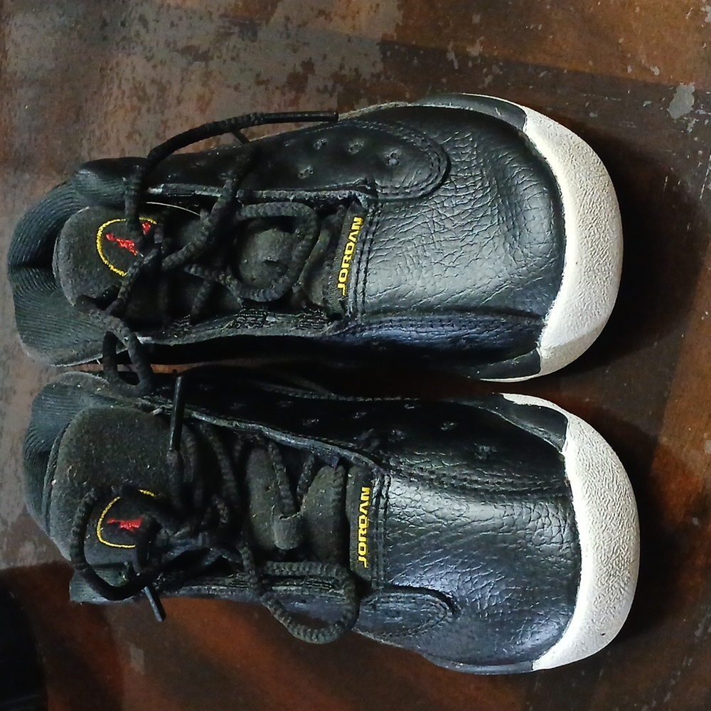 Jordan 13 Retro Playoffs 2023 Shoes Black  Kids 10C Nike Air